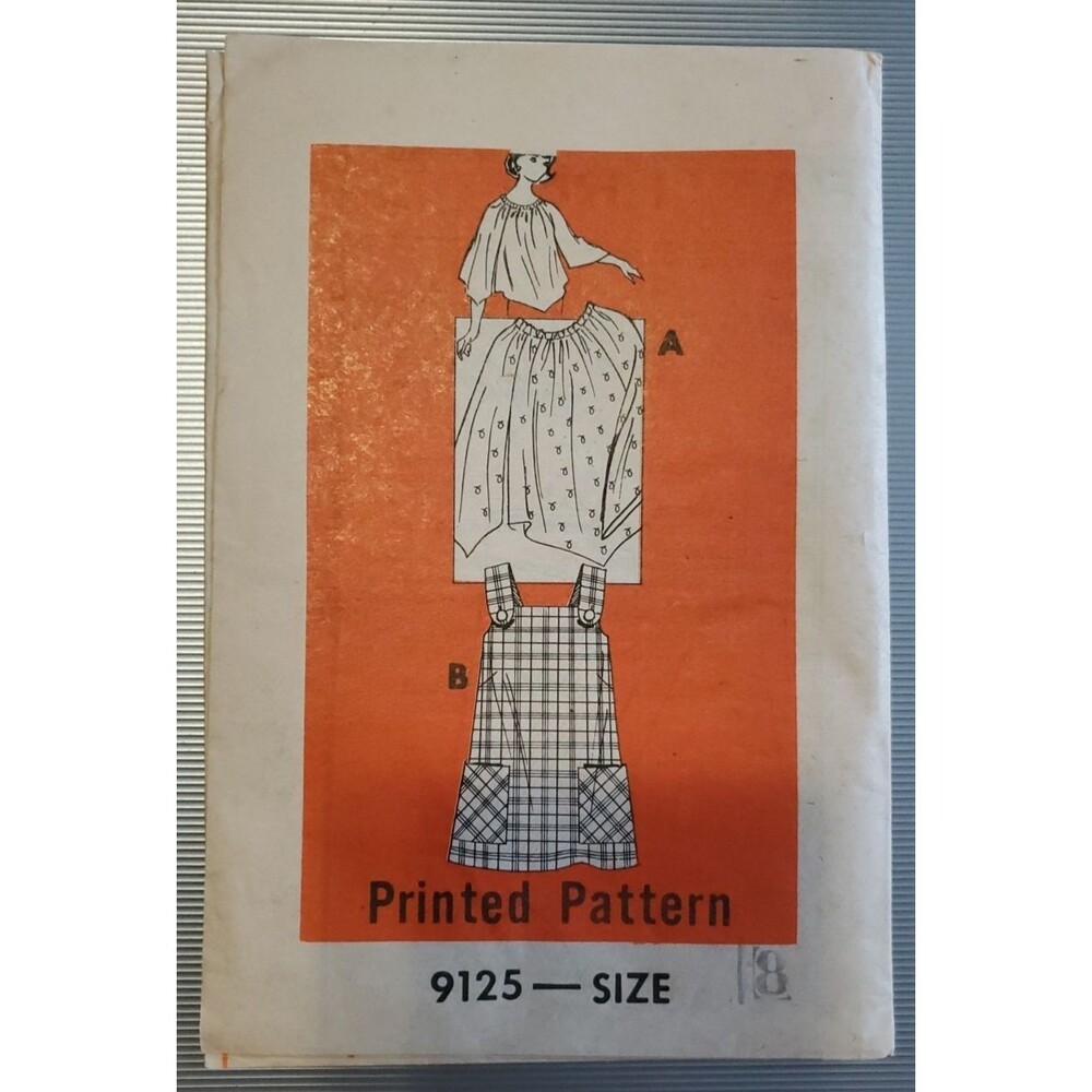 Vintage Workbasket 9125 Sewing Pattern Women’s Peasant Top Jumper Sz 8 UNCUT